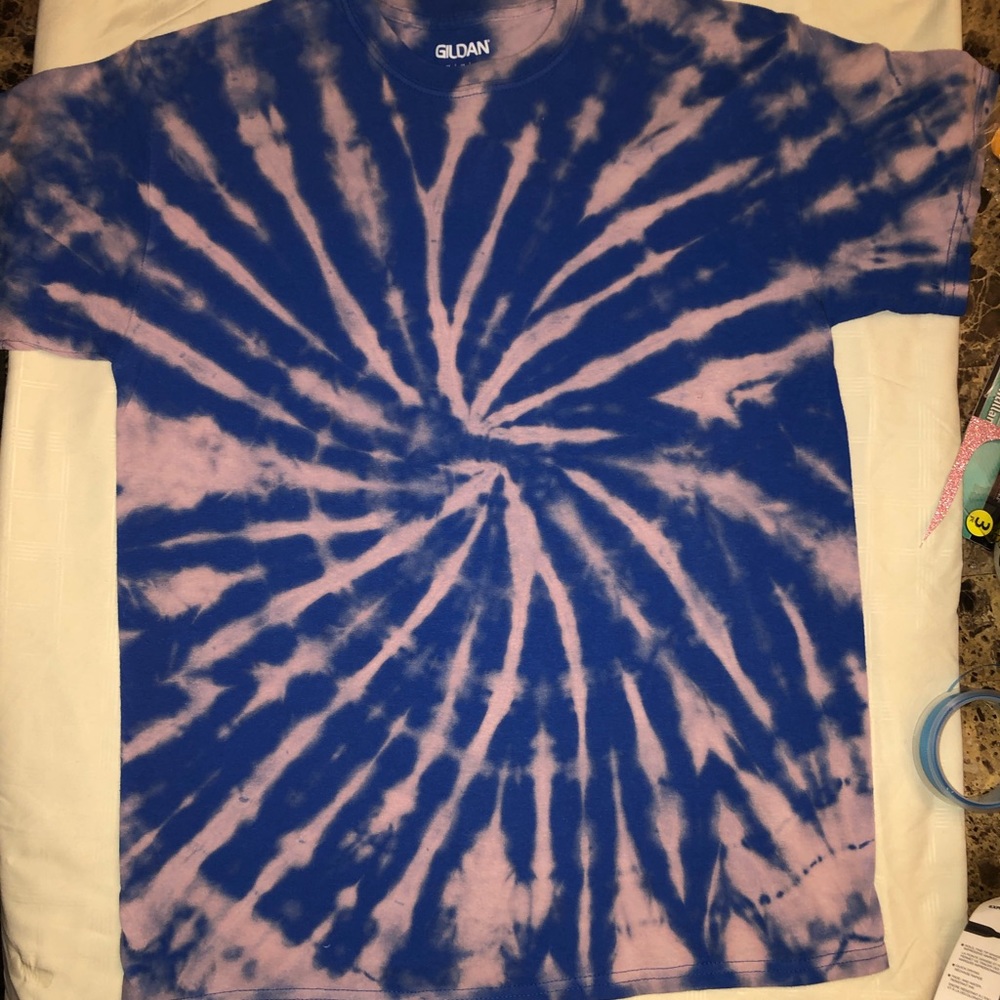 NEW blue bleach dye Gildan UNISEX T-shirt